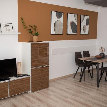 Apartments Bogdan Свети Мартин на Мури Екстериор снимка