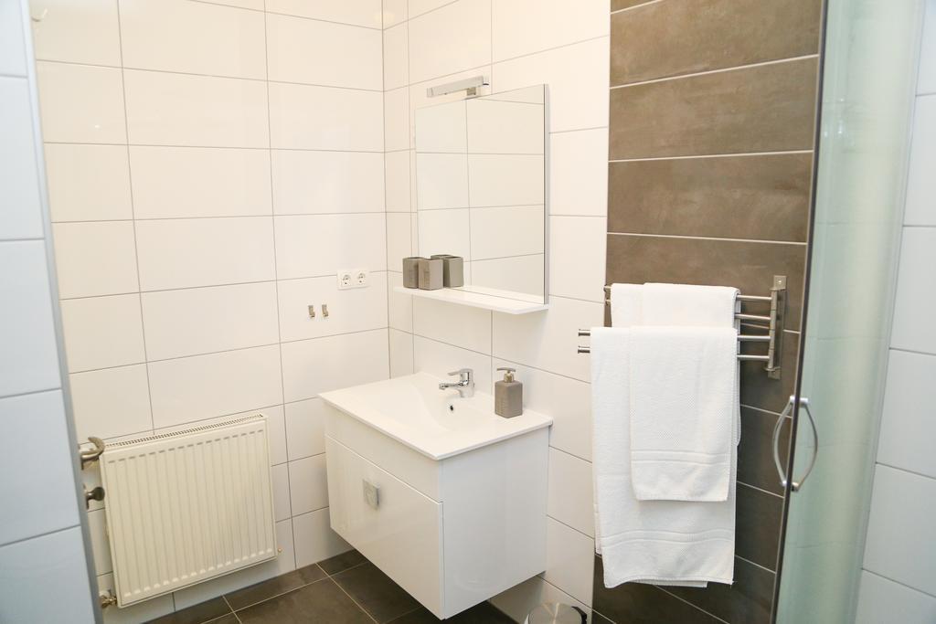 Apartments Bogdan Свети Мартин на Мури Екстериор снимка