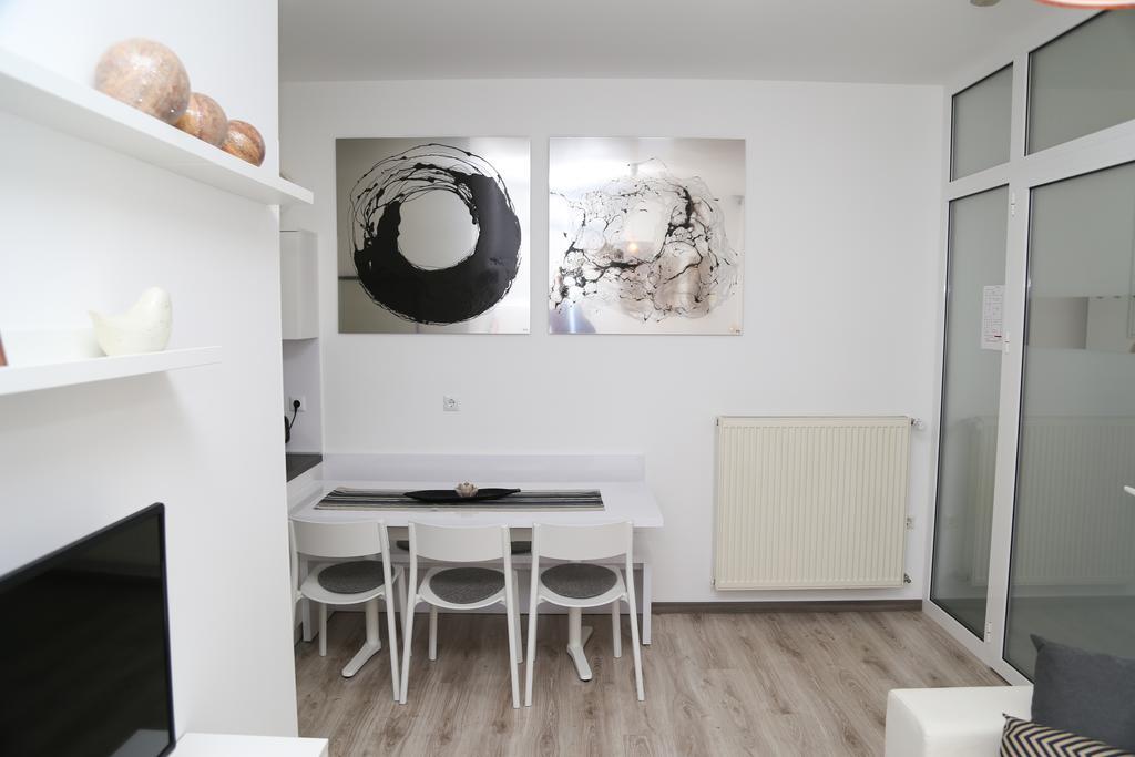 Apartments Bogdan Свети Мартин на Мури Екстериор снимка